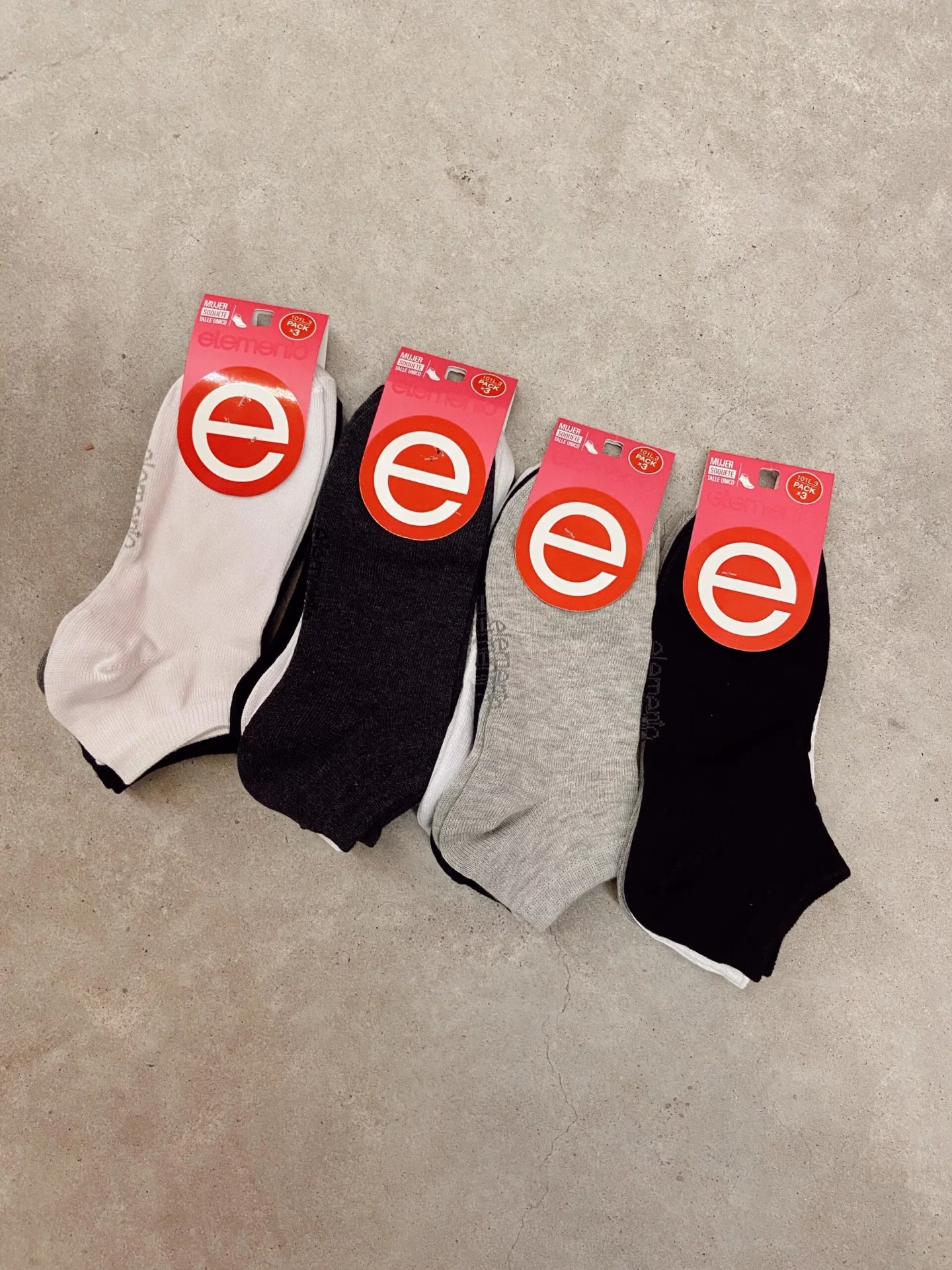 Soquete dama Pack x3 Liso Elemento EL101L.3